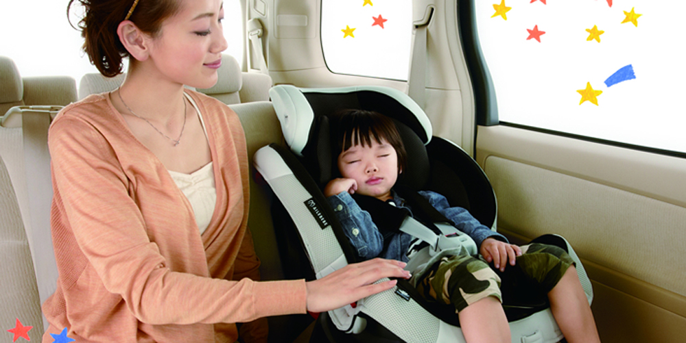 カーメイト エールベベスイングムーンプレミアム