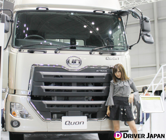 フラッグシップ大型モデルの「クオン」