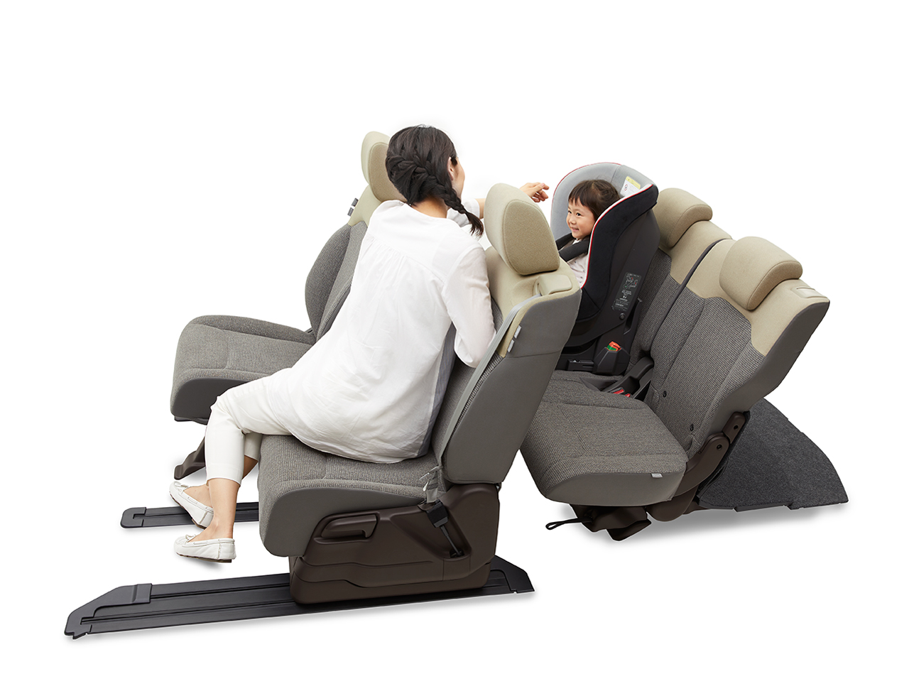 女性におすすめの車！部門別にまとめました。