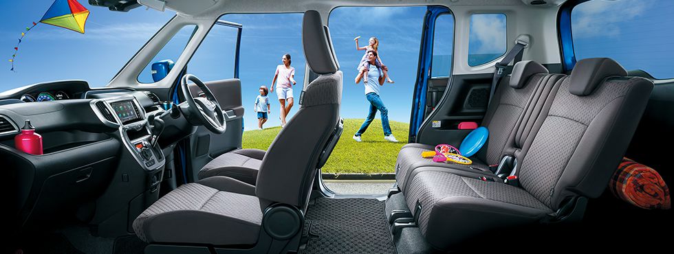 女性におすすめの車！部門別にまとめました。