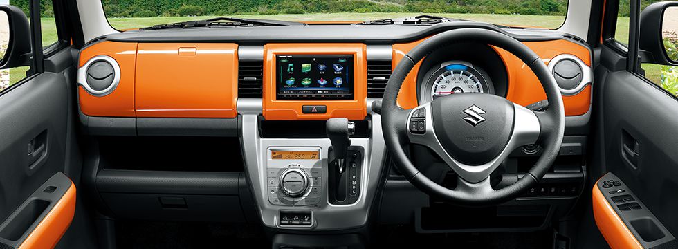 女性におすすめの車！部門別にまとめました。