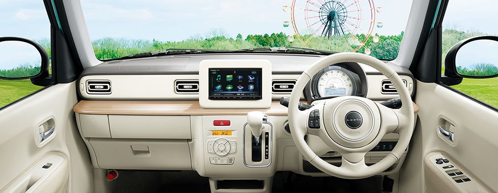 女性におすすめの車！部門別にまとめました。