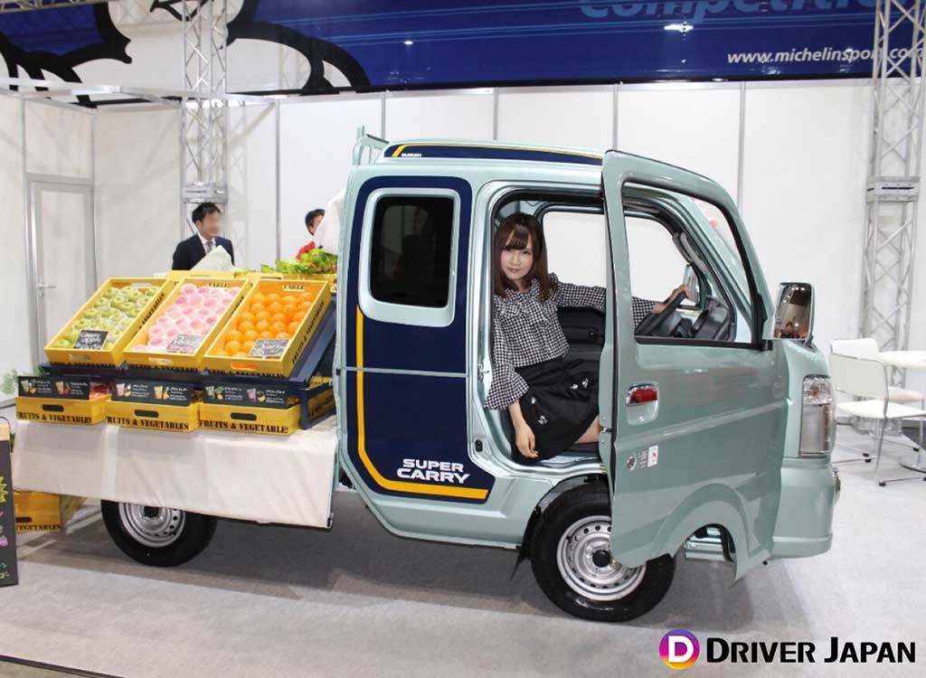 スズキ「スーパーキャリイ」と高松凛@ジャパントラックショー2018