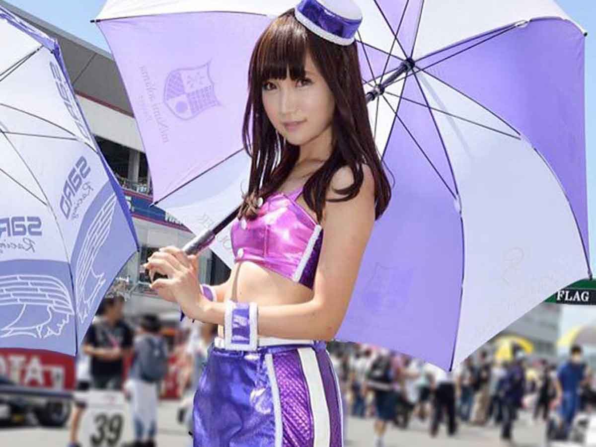 レースクイーン時代の高松凛さん