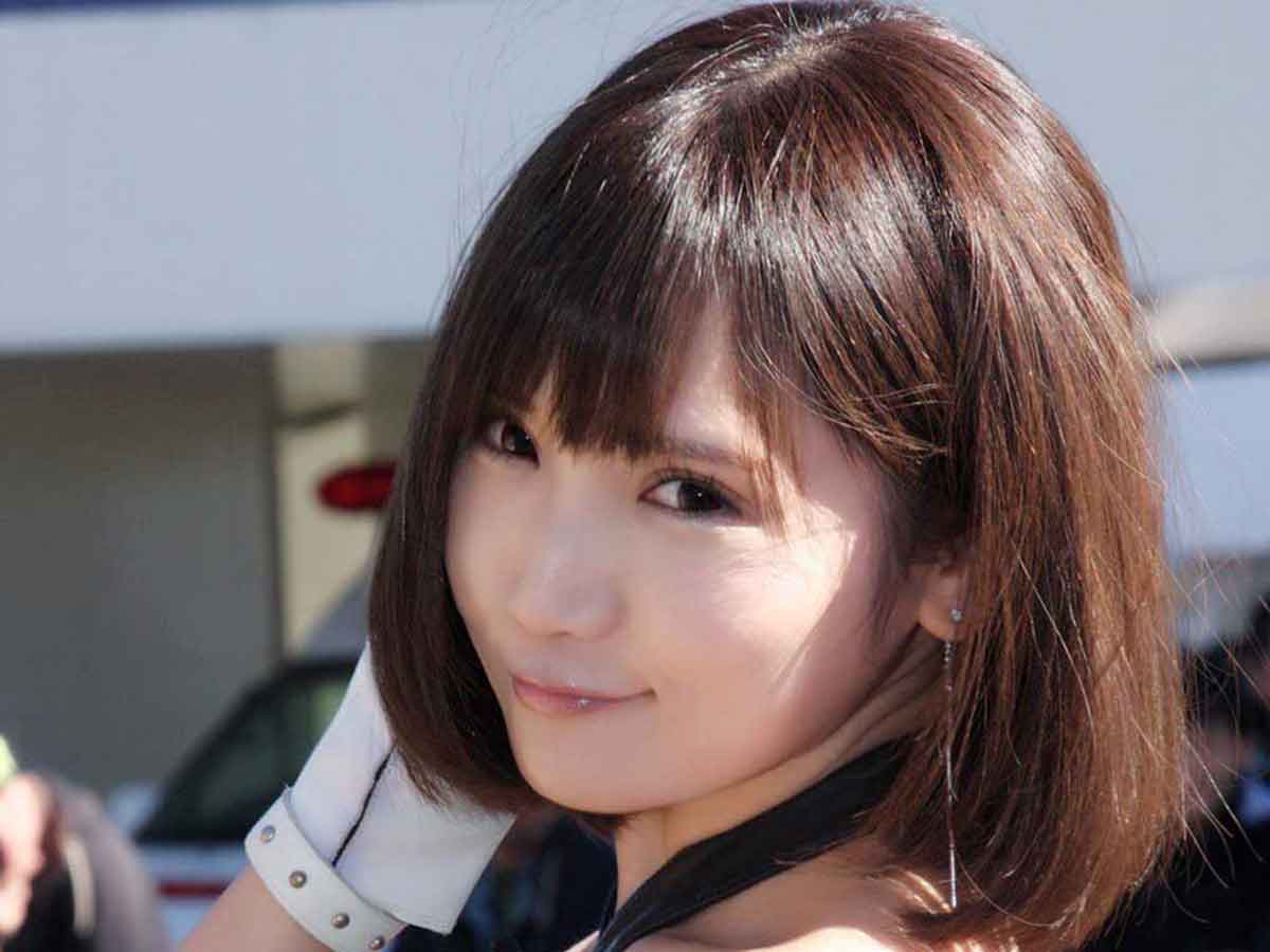 レースクイーン時代の高松凛さん③