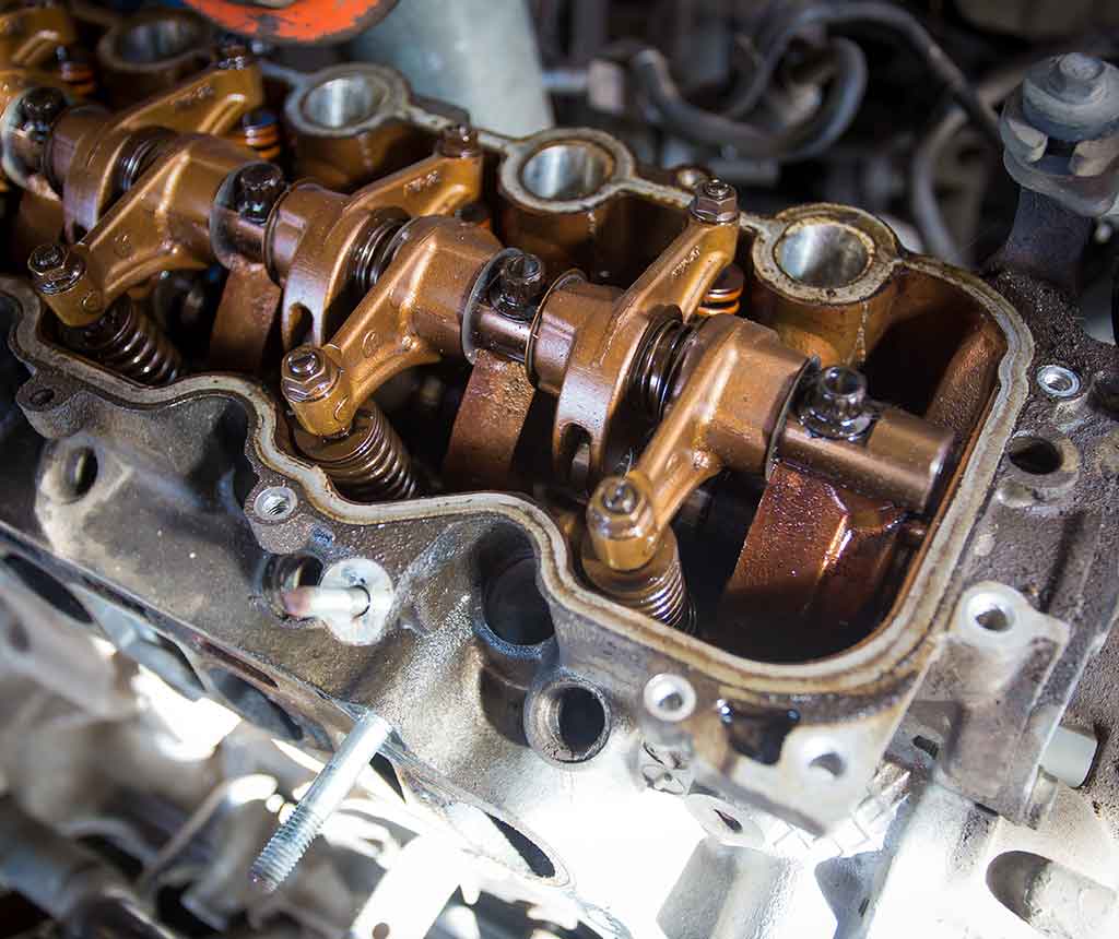 車の内部パーツ