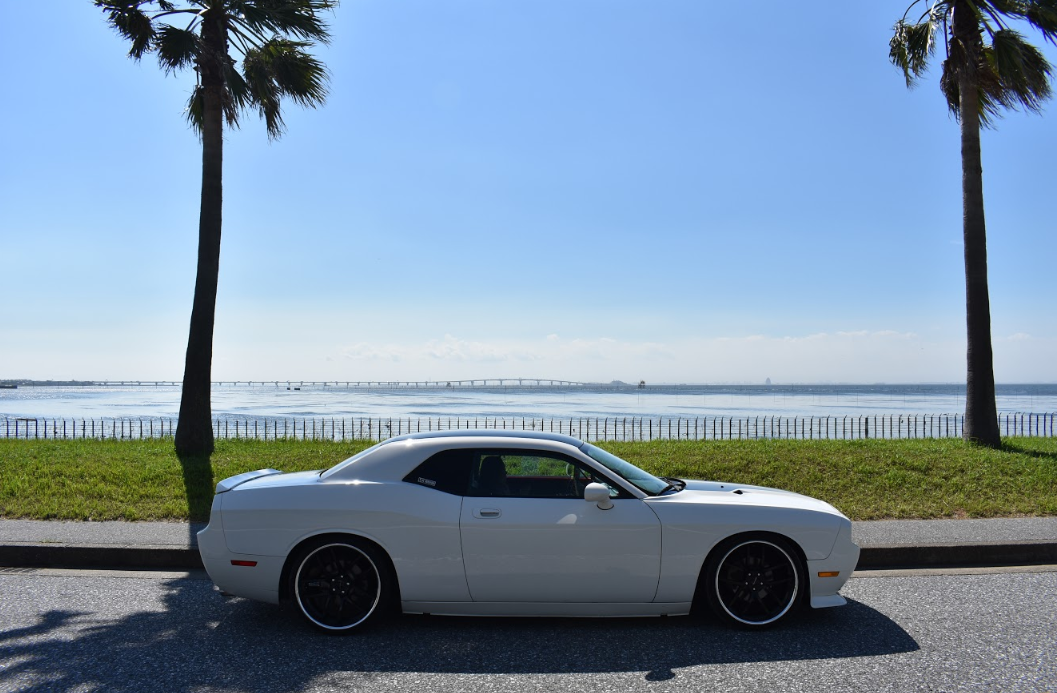 ミキティのダッジ・チャレンジャー in千葉フォルニア