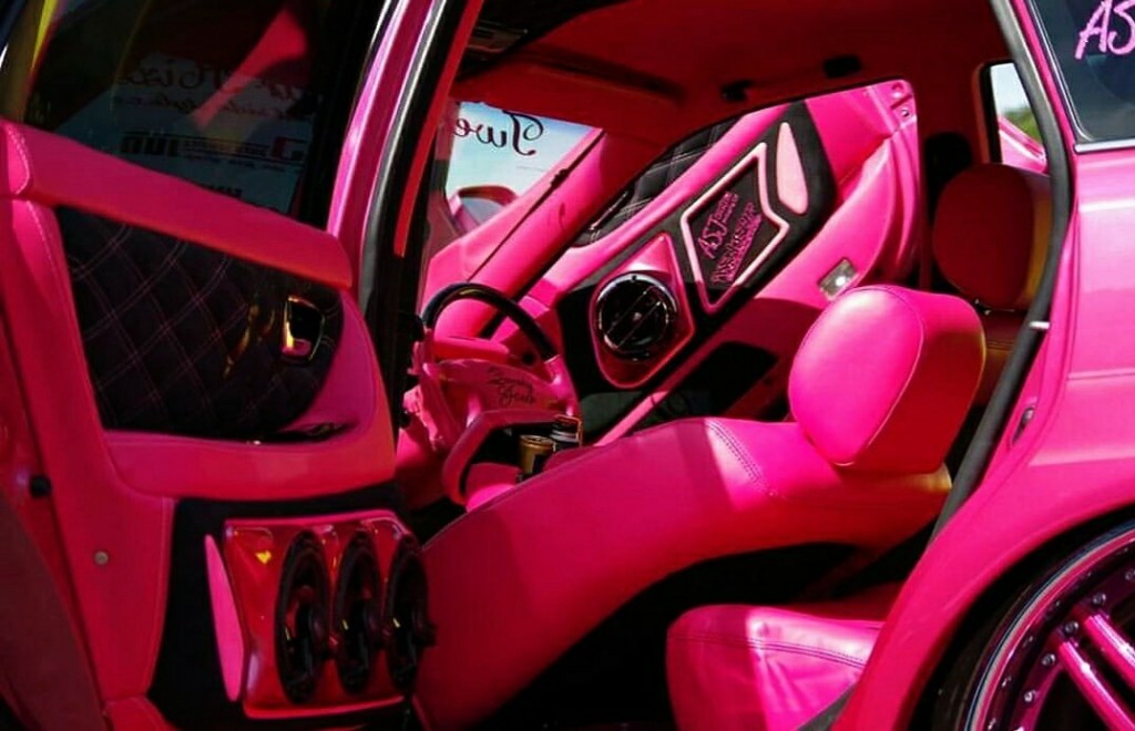 KANAMちゃんのピンクプロナード内装の写真