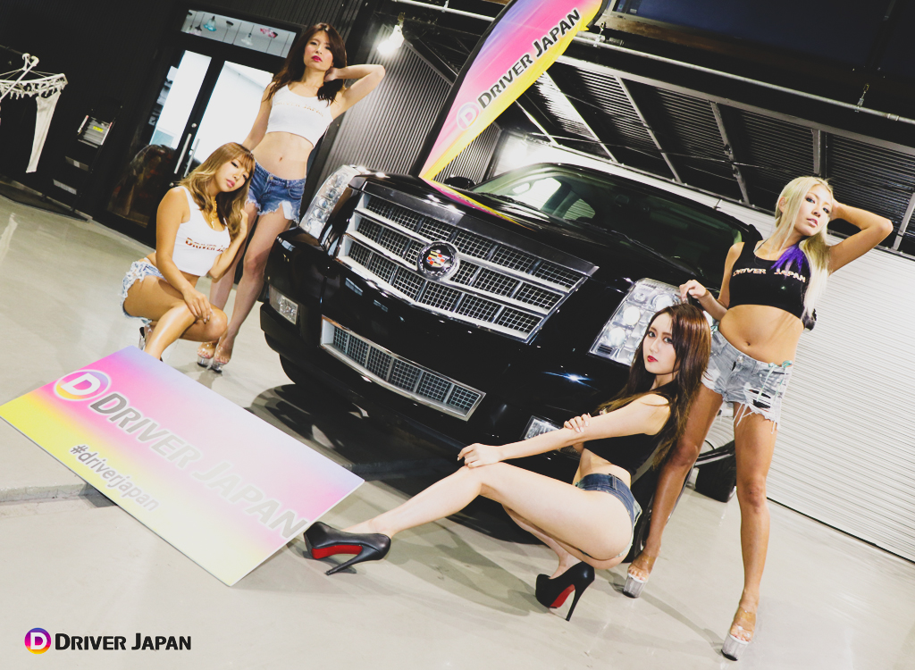 エスカレードとDRIVER JAPAN GIRLSとTOMOKA