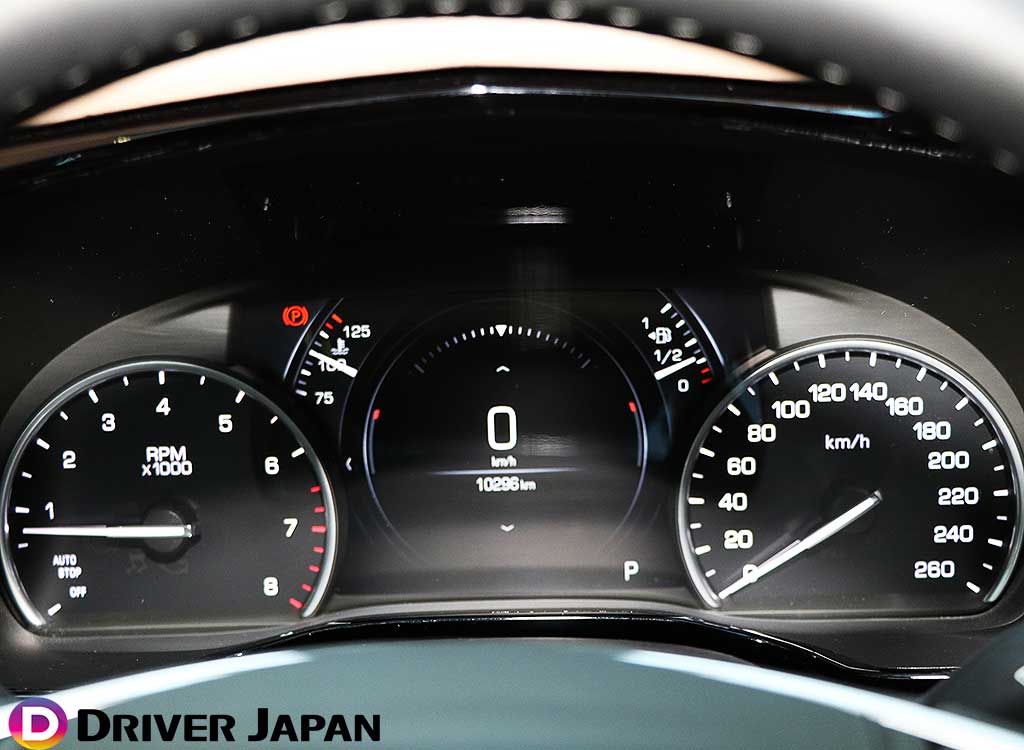 「キャデラック (XT5/クロスオーバー) 」のメーター