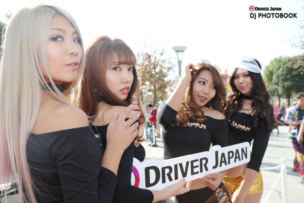 スーパーカーデイ2018にDRIVER JAPAN GIRLSとして参加したLINA、YUIKA、SHIHORI、YUU