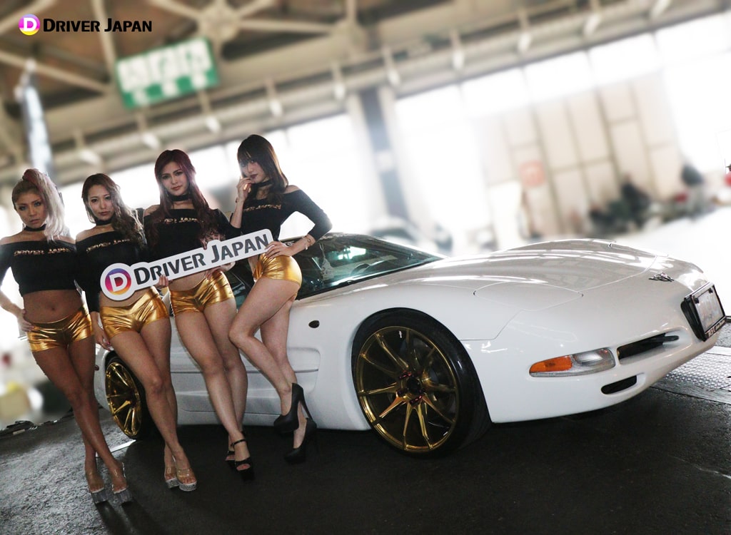 クロスファイブ2018ファイナルで展示車両とLINA、YUKI、SUMIKA、KANAMI