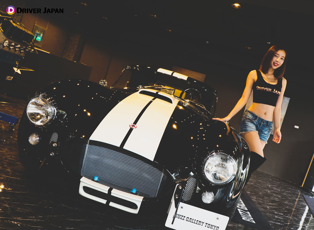 DRIVER JAPAN GIRLSのAZUSAとシェルビーコブラの撮影