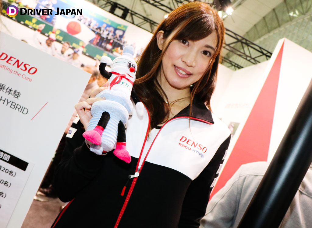 DENSOブースの浪瀬まゆみ さん