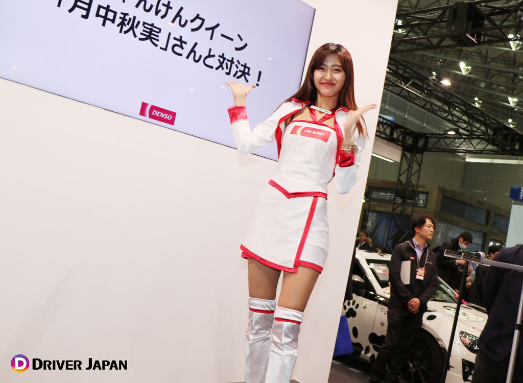 DENSOブースの月中秋実 さん