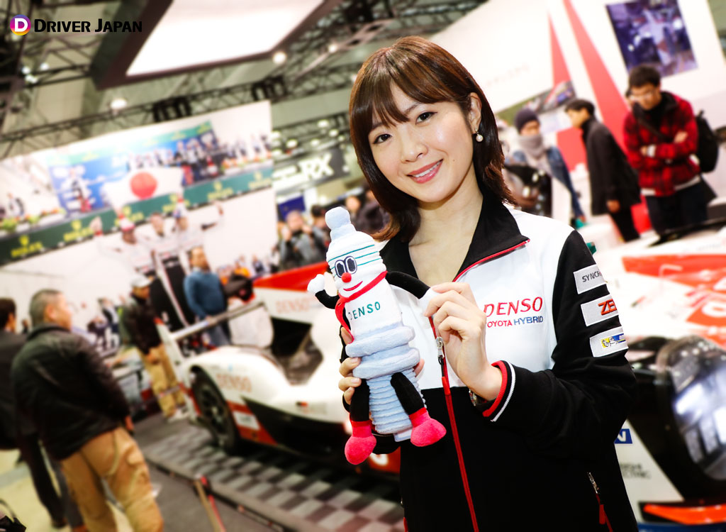 DENSOブースの城谷心夏さん