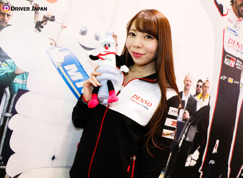 DENSOブースの片瀬舞美 さん