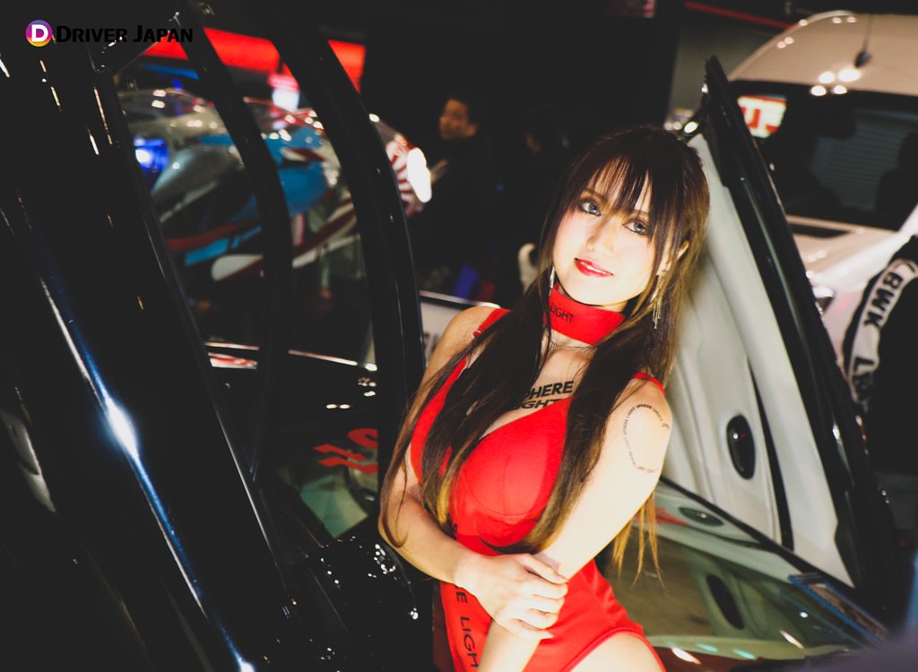 かなみちゃん 　オートサロン_コンパニオン記事アイキャッチ