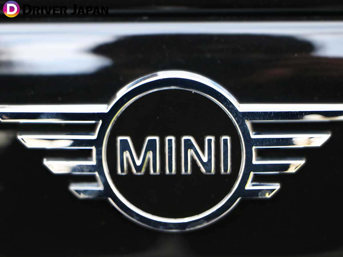 MINIのロゴ