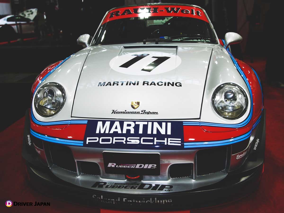 ポルシェ　911　マルティーニ仕様