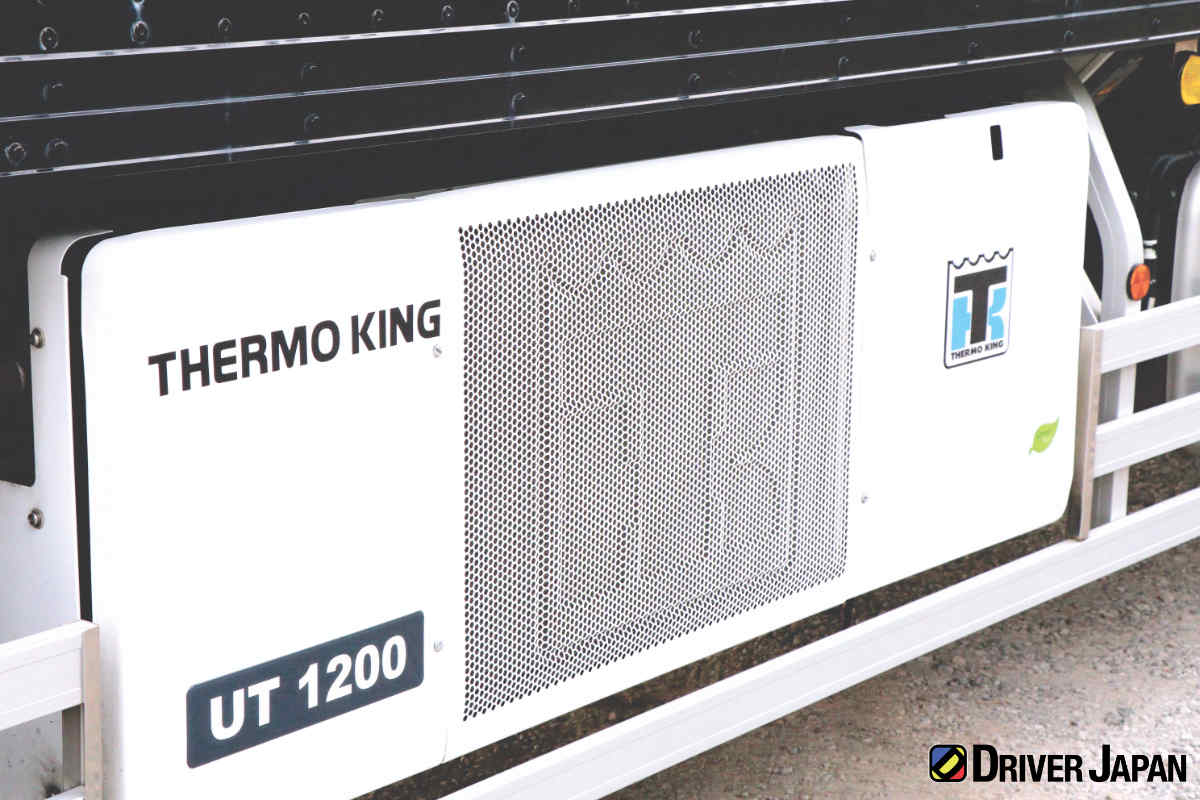 トラックのメイン冷凍機