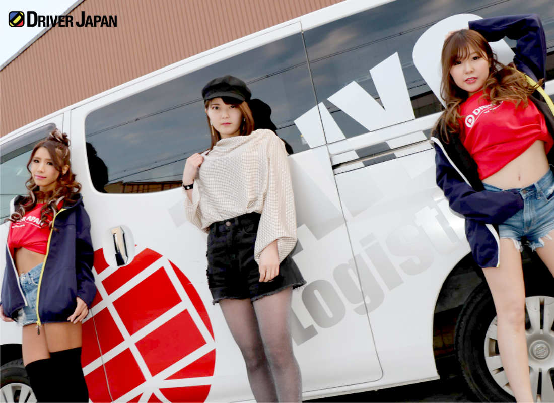ギアチェンのNAOちゃんとドライバージャパンガールズのYURIYAとCHISA