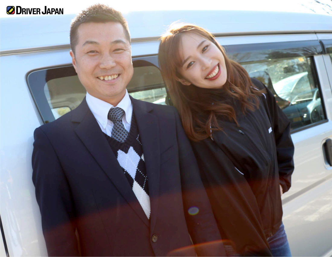 株式会社MIRAIS 戦略人事部長の加賀谷さんとドライバージャパンガールズのAZUSA