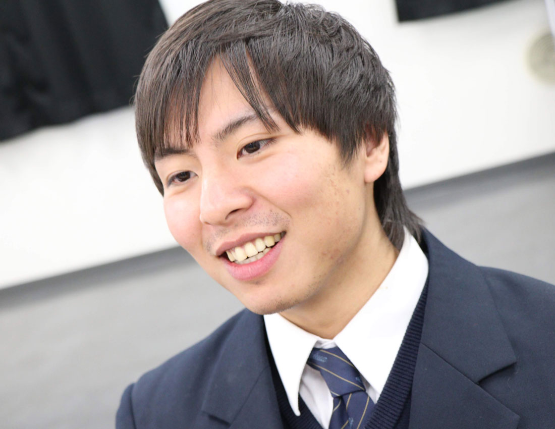 足立タクシーの会田健介さん