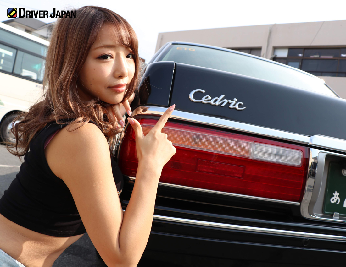 江ノ島タクシーさんのタクシー車両とドライバージャパンガールズYAYOIちゃん