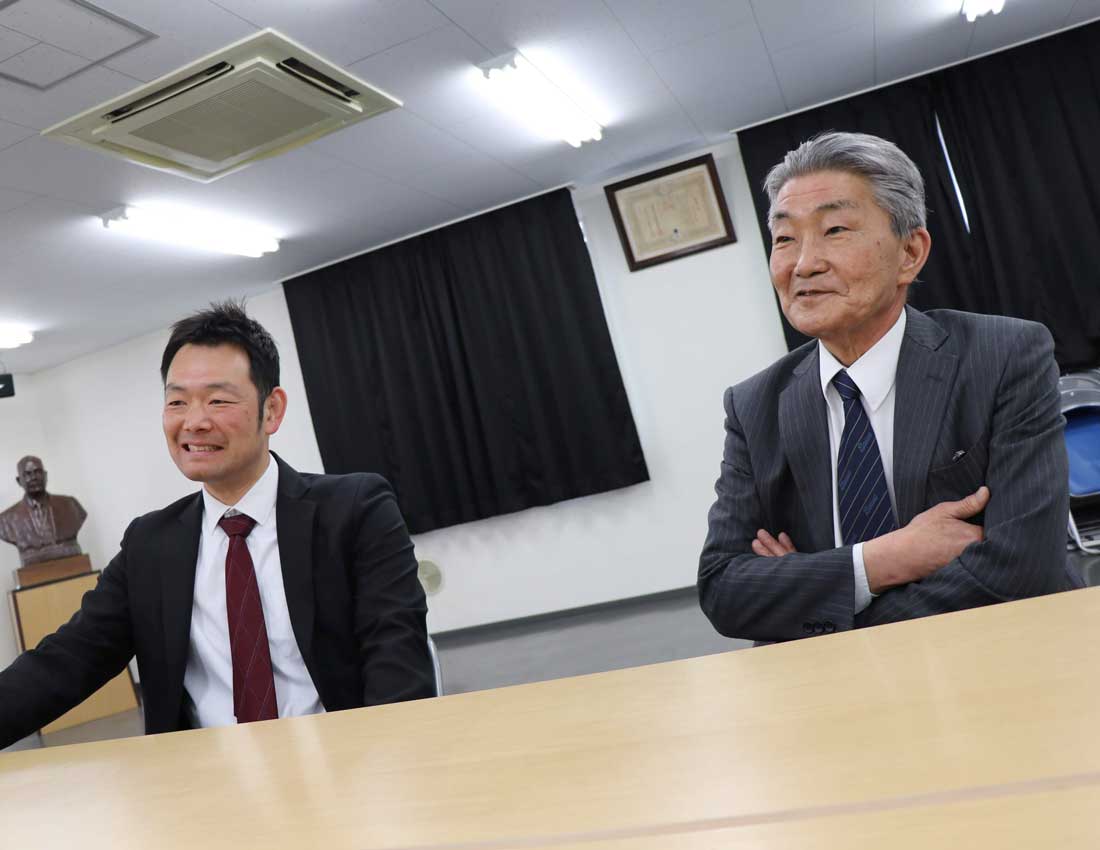 足立タクシーの取締役、服部さんと猪俣さん